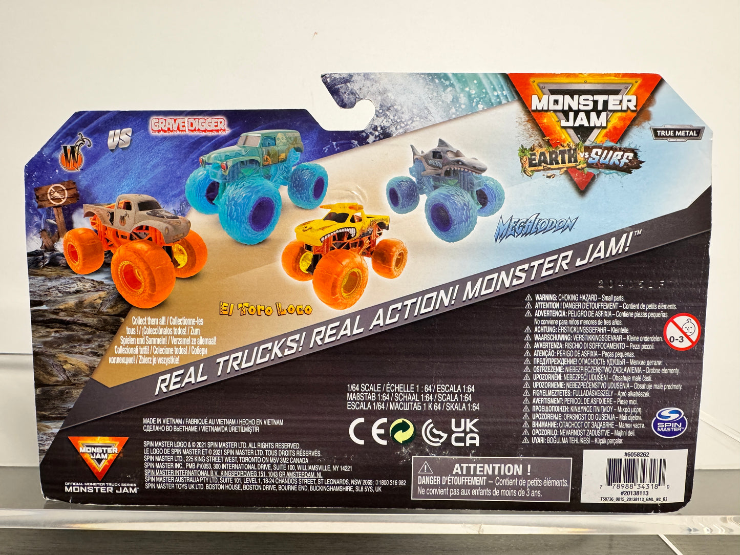 Monster Jam Whiplash vs Grave Digger Earth vs Surf