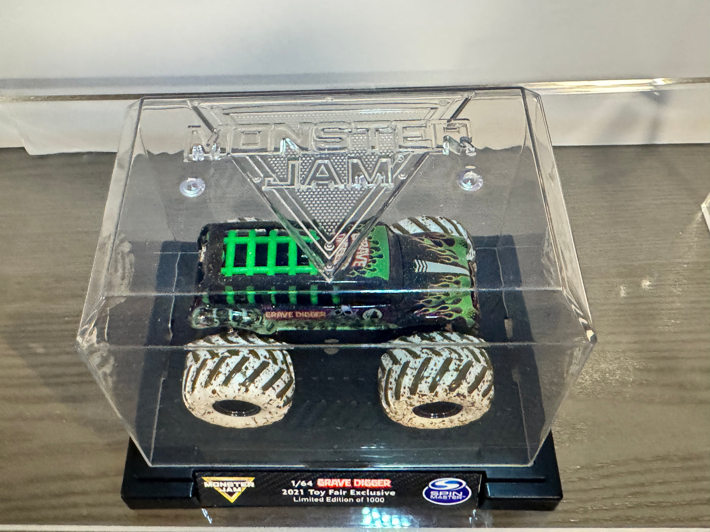 2021 Ride-On Grave digger Toy Fair 1/1000
