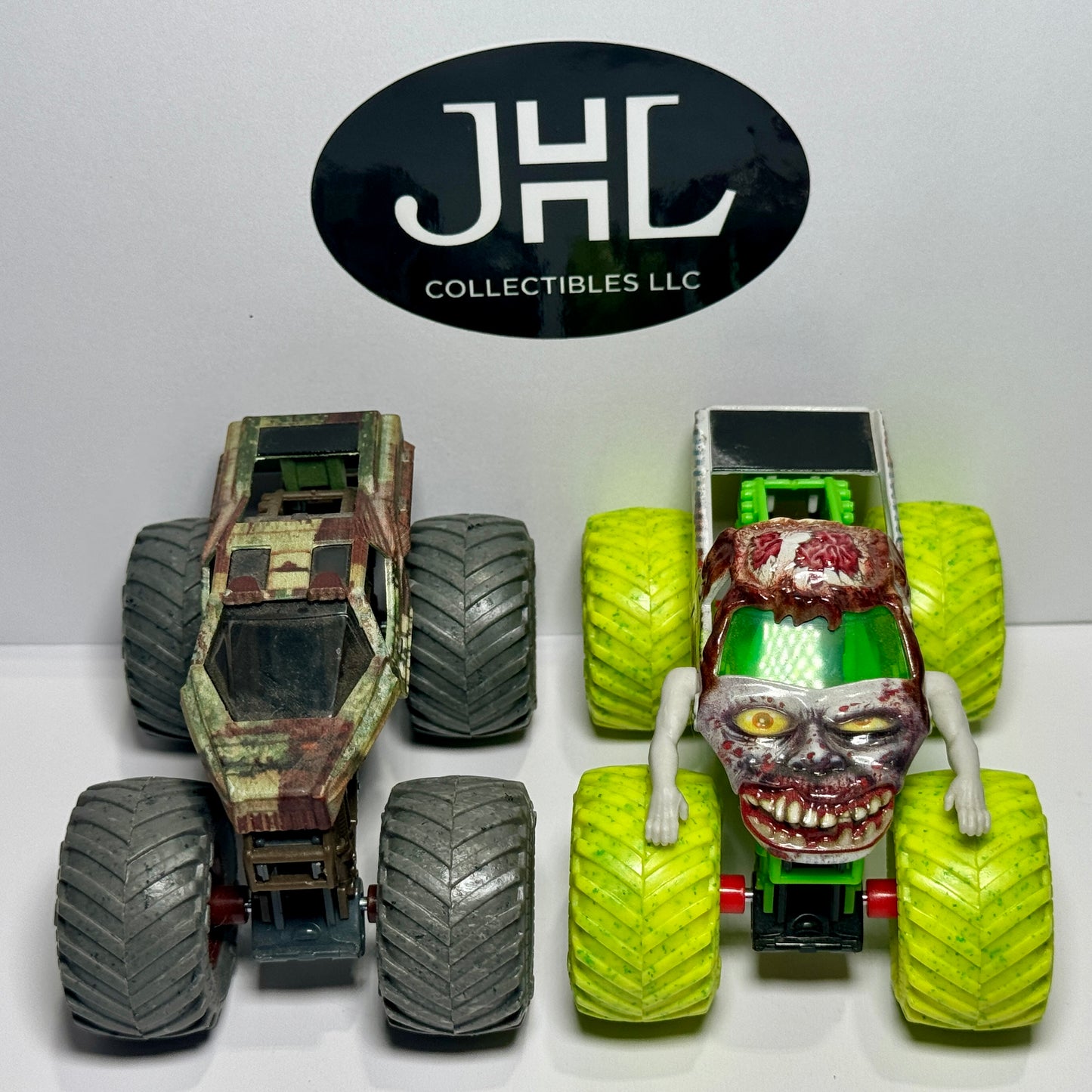 Zombie Zombie vs Hunter Zombie Soldier Fortune (loose)