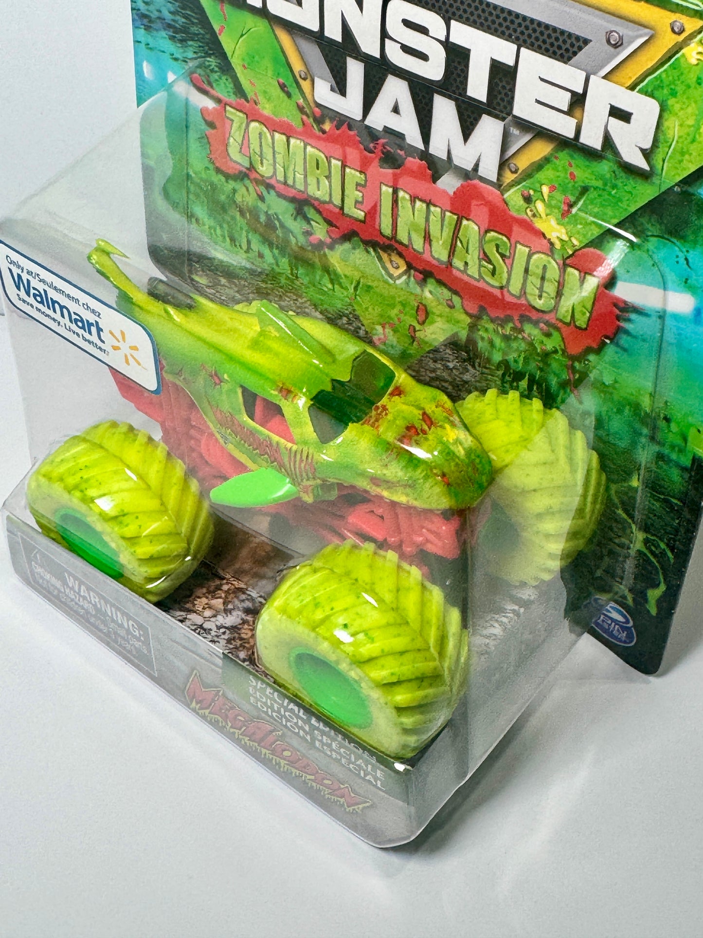 Zombie Invasion Megalodon