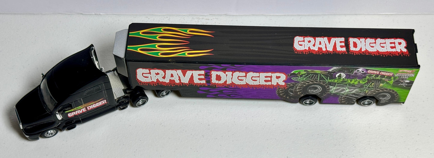 Hot Wheels Monster Jam Grave Digger Transport Hauler V3 Black