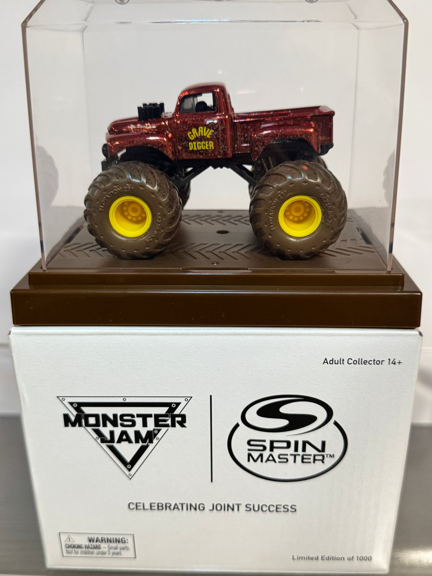 2022 Grave Digger Red Primer Toy Fair 1/1000
