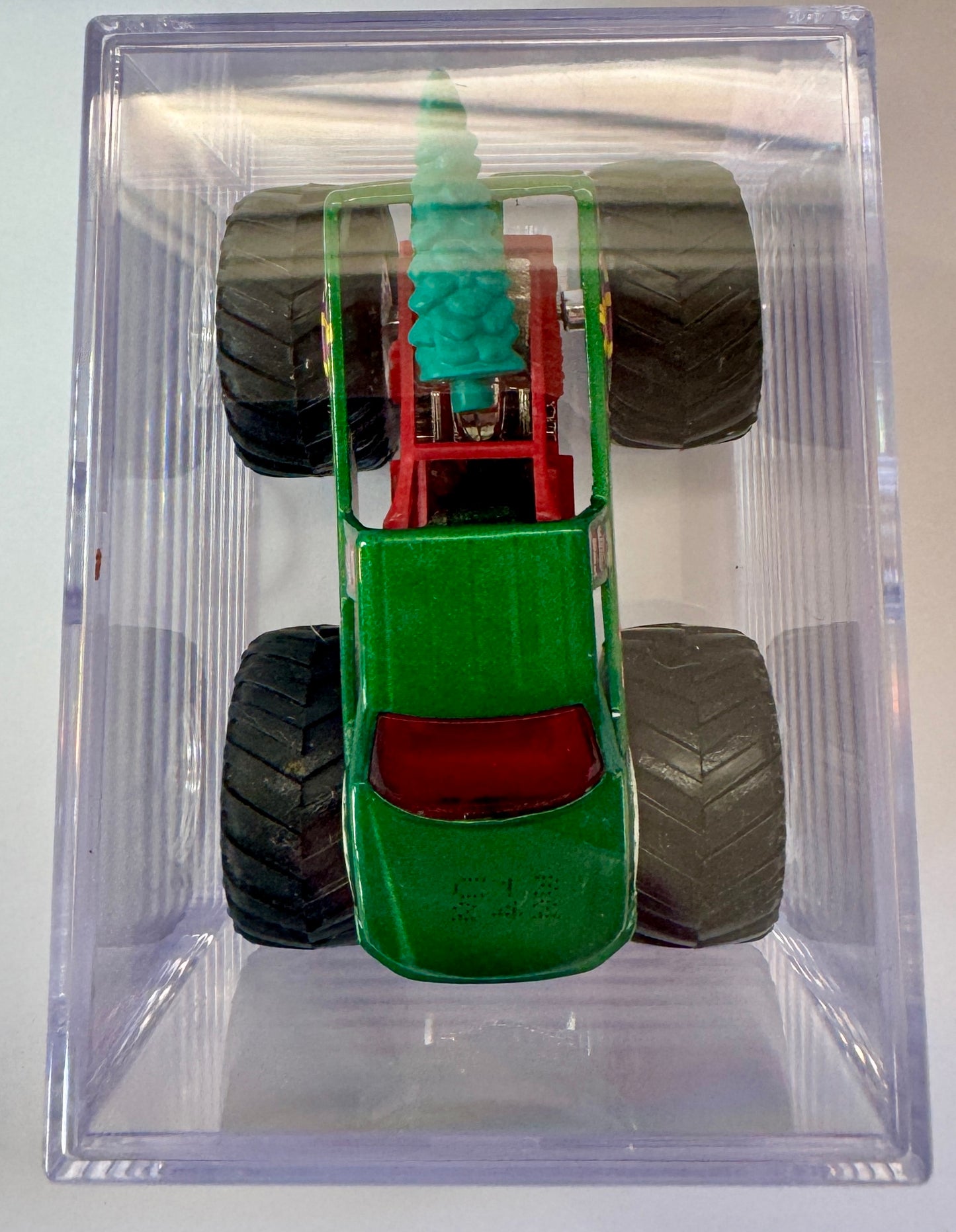 Hot Wheels Monster Jam 2011 Mrs Claus Holiday Hauler (prototype with tree)