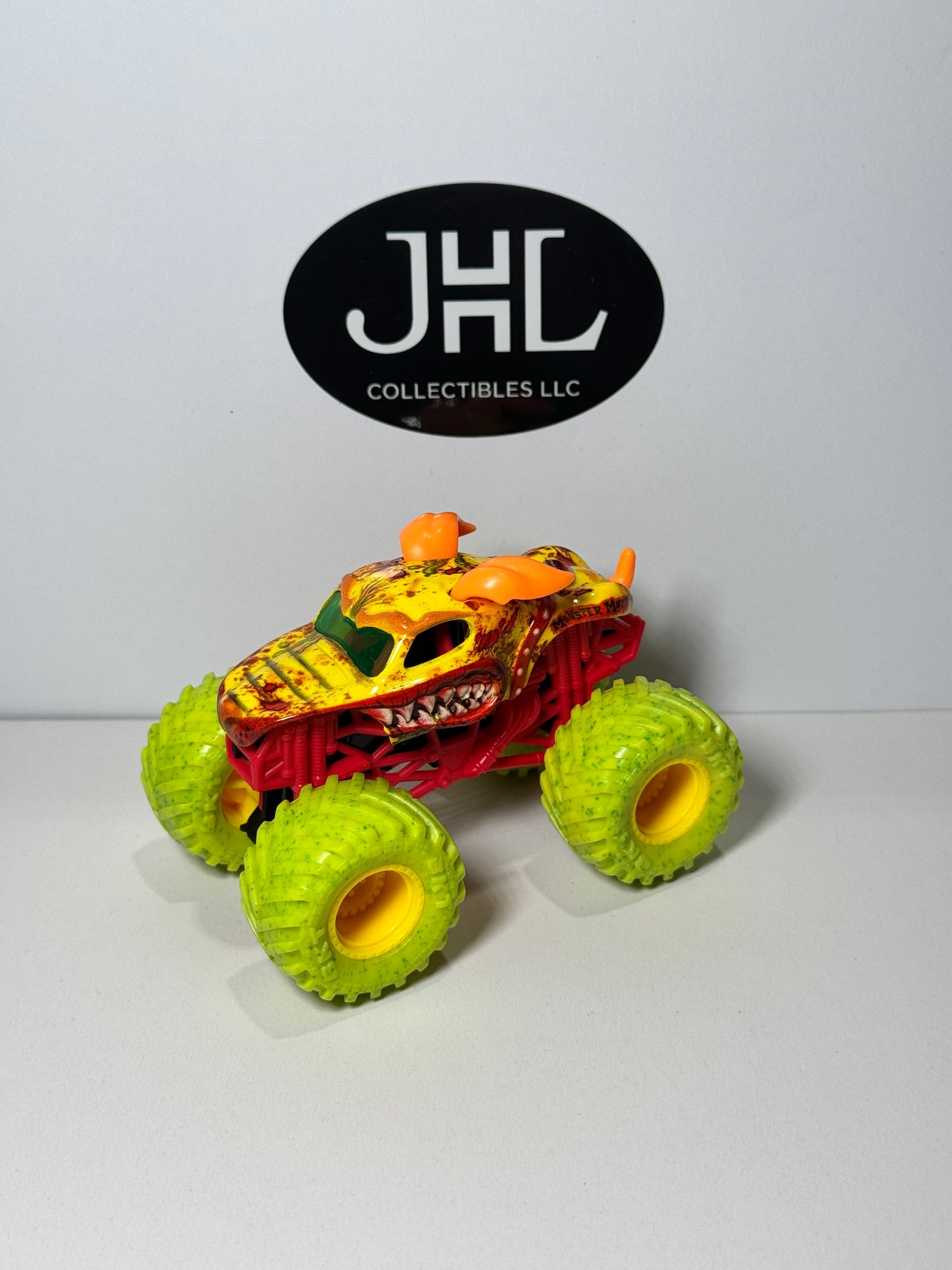 Zombie Invasion Monster Mutt Rottweiler (loose)