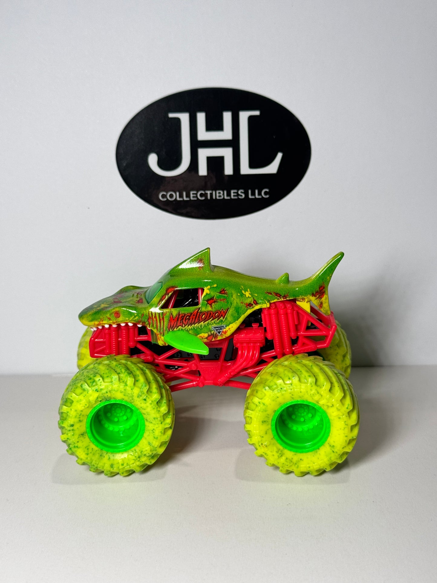 Zombie Invasion Megalodon (loose)