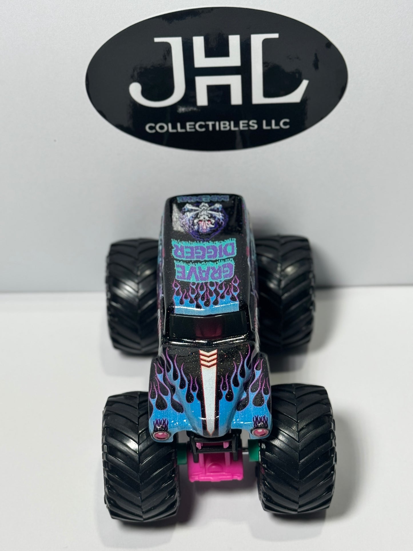 Nitro Neon Grave Digger (loose)