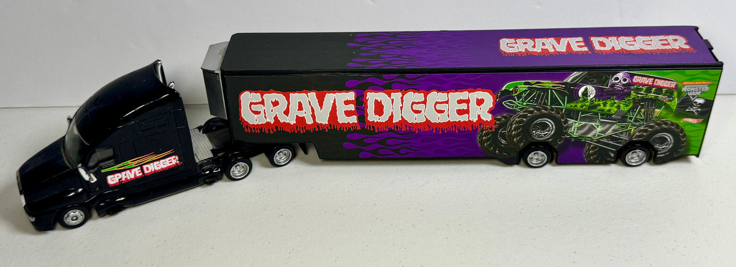 Hot Wheels Monster Jam Grave Digger Transport Hauler (Black Cab Variant)