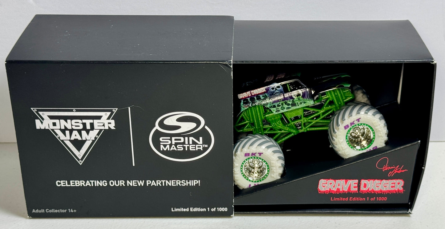 2019 Grave Digger Toy Fair 1/1000