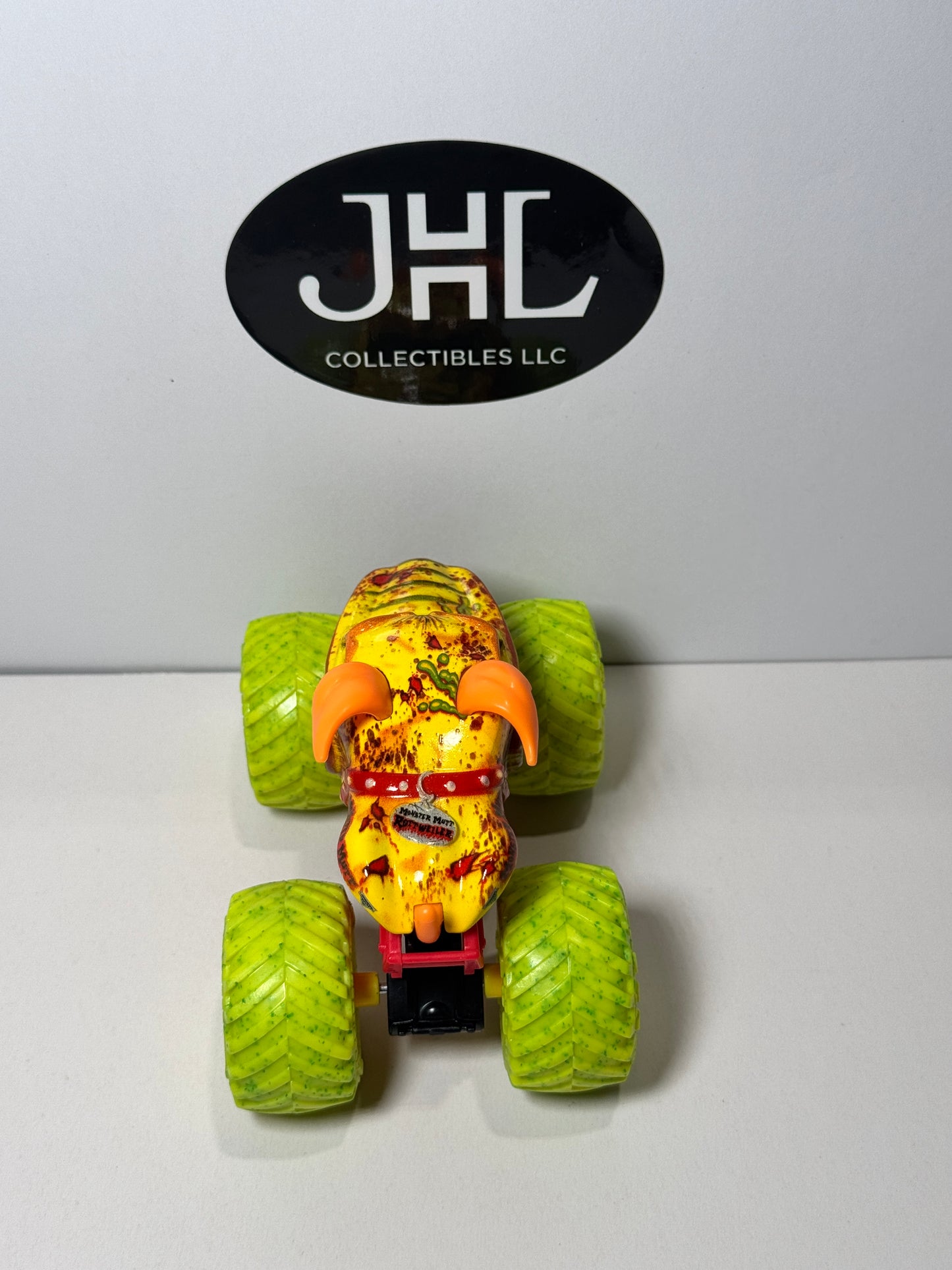 Zombie Invasion Monster Mutt Rottweiler (loose)