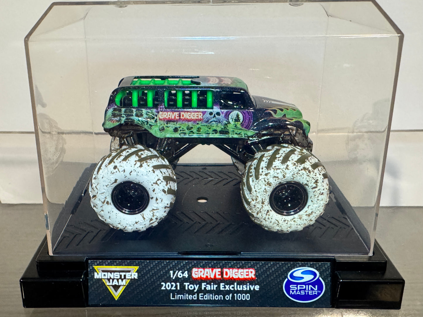 2021 Ride-On Grave digger Toy Fair 1/1000