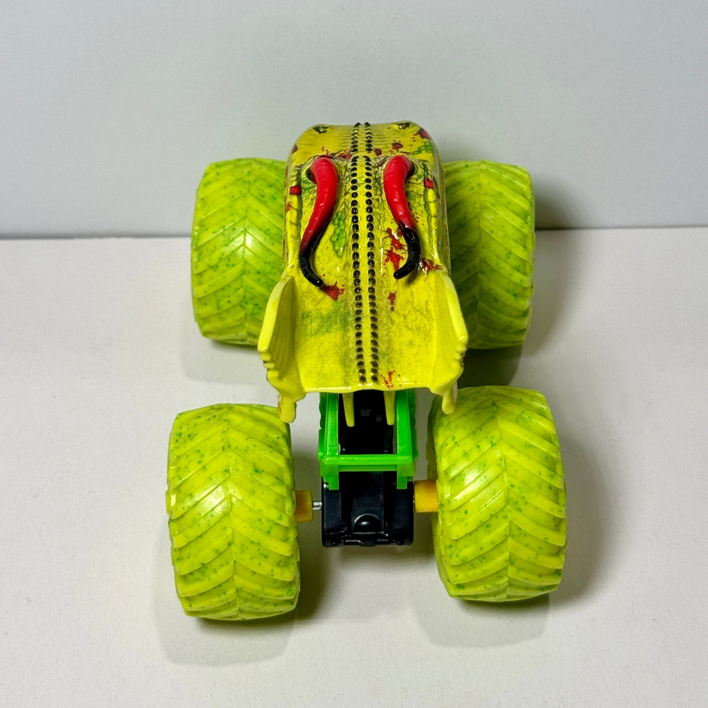 Zombie Invasion Dragon (loose)