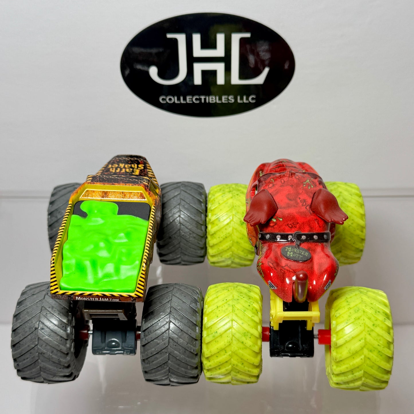 Zombie Monster Mutt vs Earth Shaker Hunter (loose)