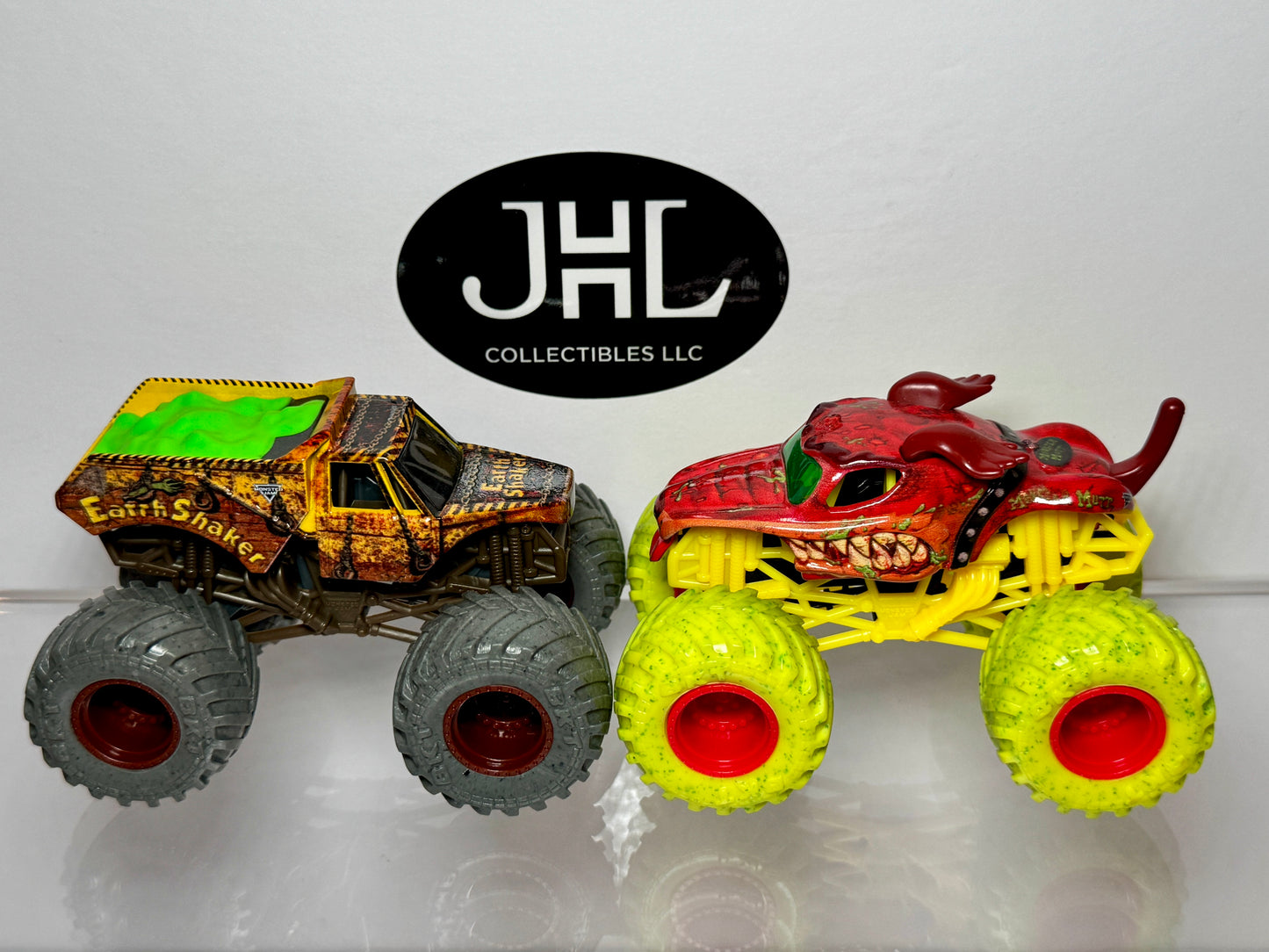 Zombie Monster Mutt vs Earth Shaker Hunter (loose)
